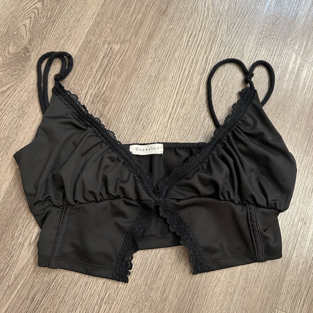 open black crop top lace trim